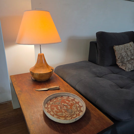 Lampe en bois d'olivier massif